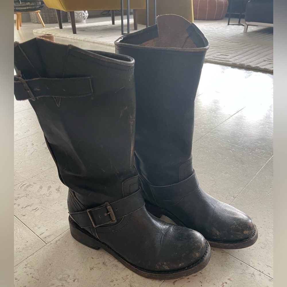 Freebird Boots - Distressed Black ~ size 6.5